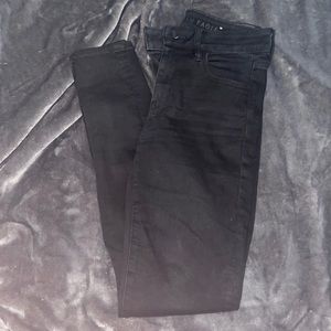 AEO high rise jeggings(black wash)